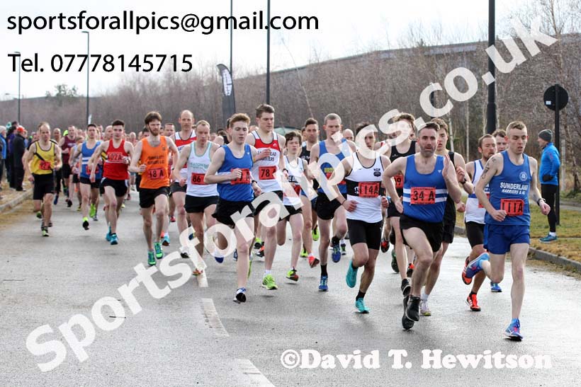 Senior mens Good Friday Elswick Harriers Relay, Newburn, Newcastle. Photo: David T. Hewitson/Sports for All Pics
